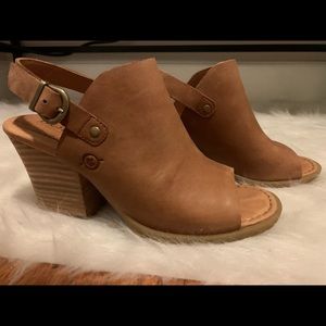 Comfortable Born sandal, worn once!